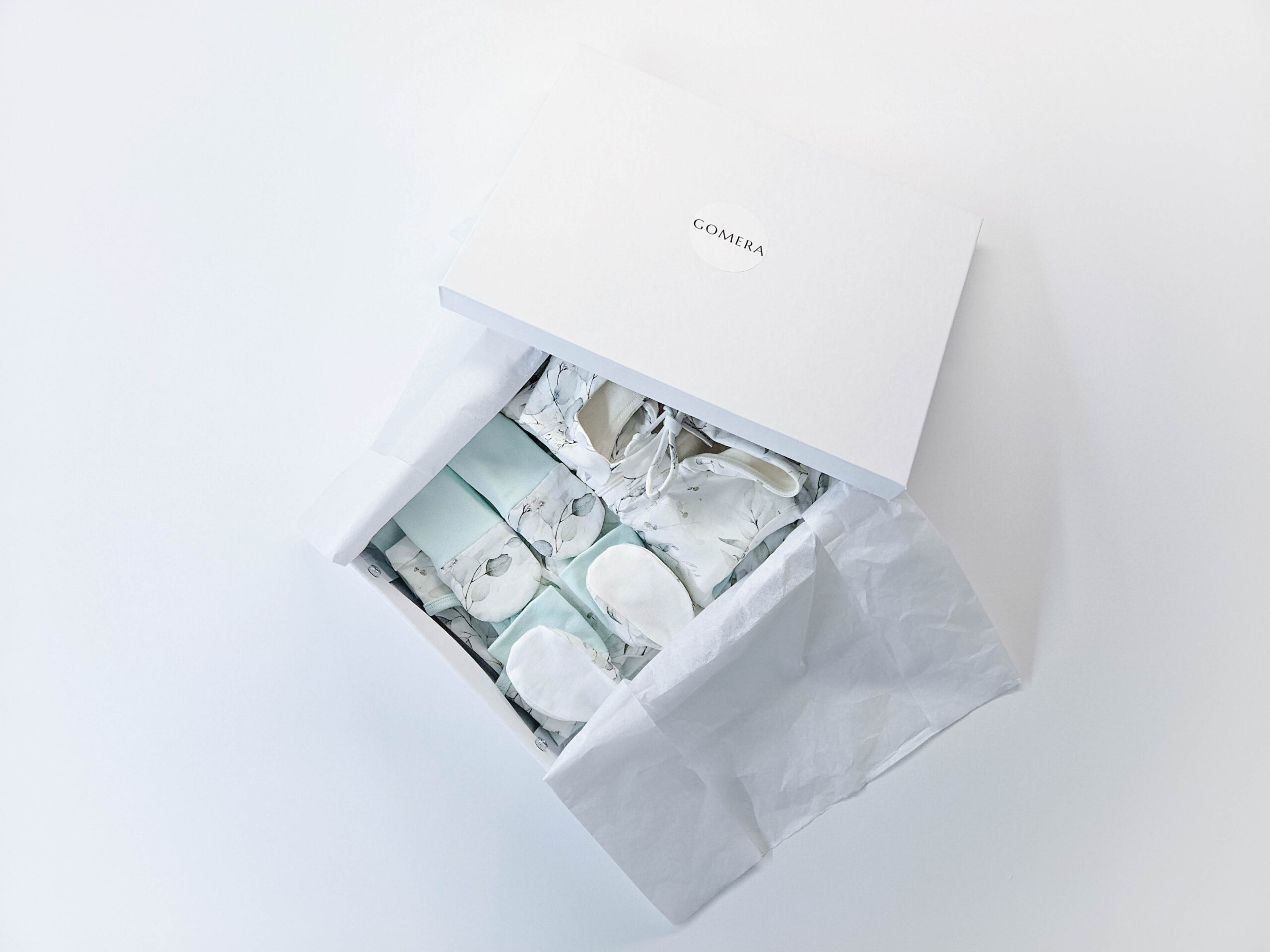 Gomera 6-osaline kojutoomiskomplekt kinkekarbis